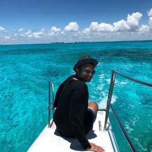 Meet your Posher, Abdul